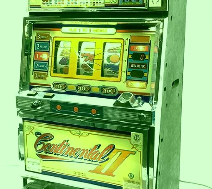 Raptor 2 slot machine