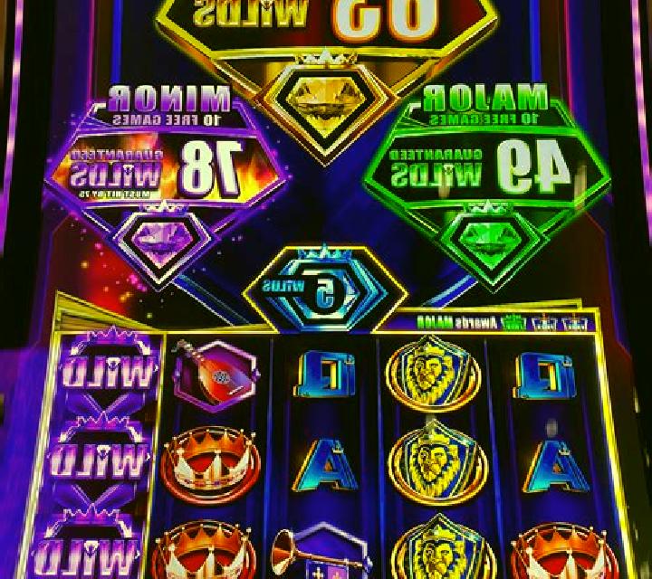 Record Riches! slot game