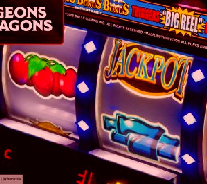 Red and Black War slot machine