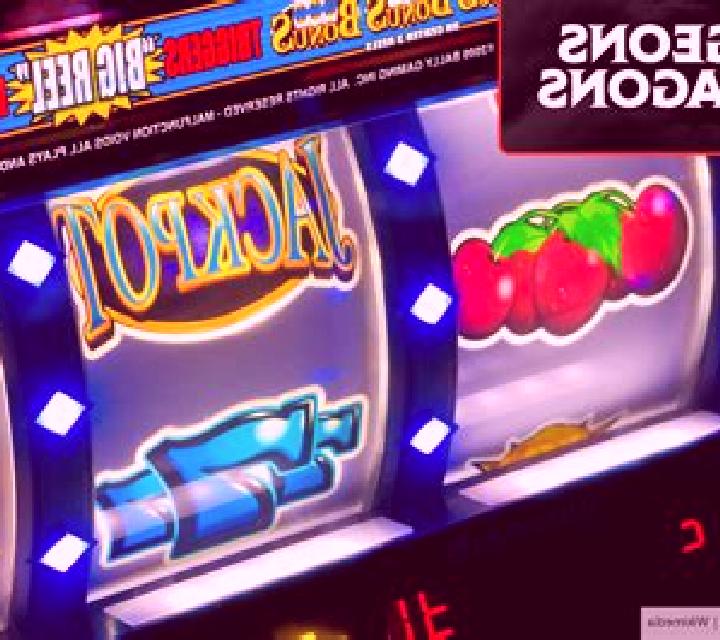 Red-Black War slot machine