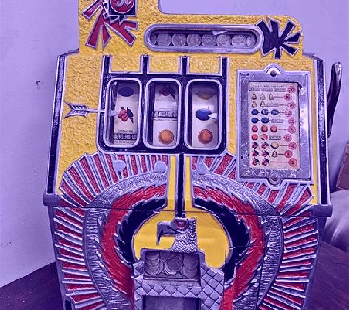 Red-Black War V8 slot machine