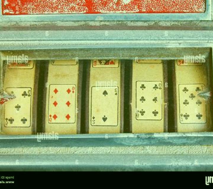 Red Card slot machine