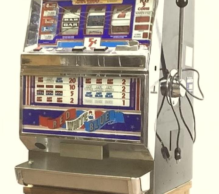 Red White Blue 3 Lines slot