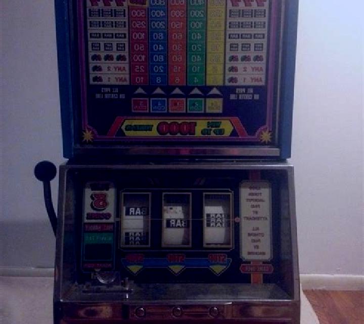Redneck Dynamite slot machine