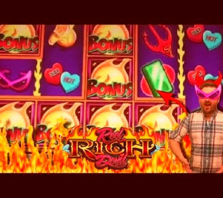 Reel Rich Devils online slot