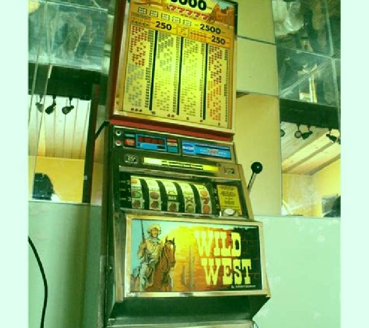 Reel Wild West slot machine