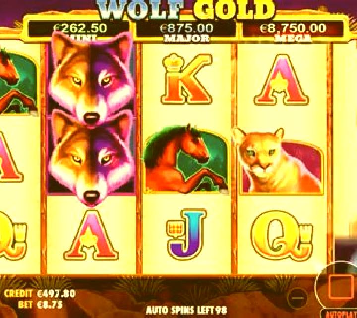 Reel Wolf slot