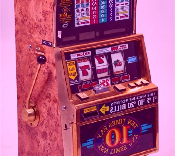 Reels of Fortune - Triple Pay slot machine