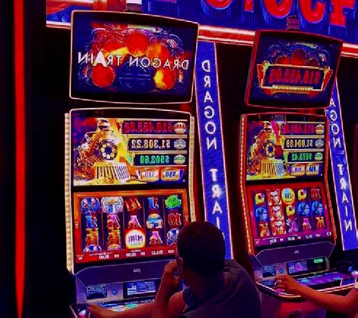 Regal Crown 50 Pin Win slot