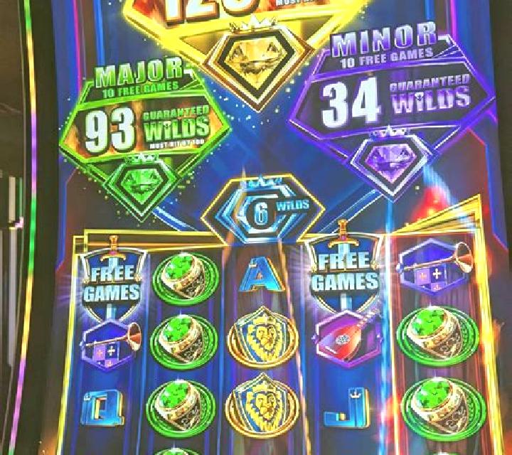 Regal Fruits 100 slot machine