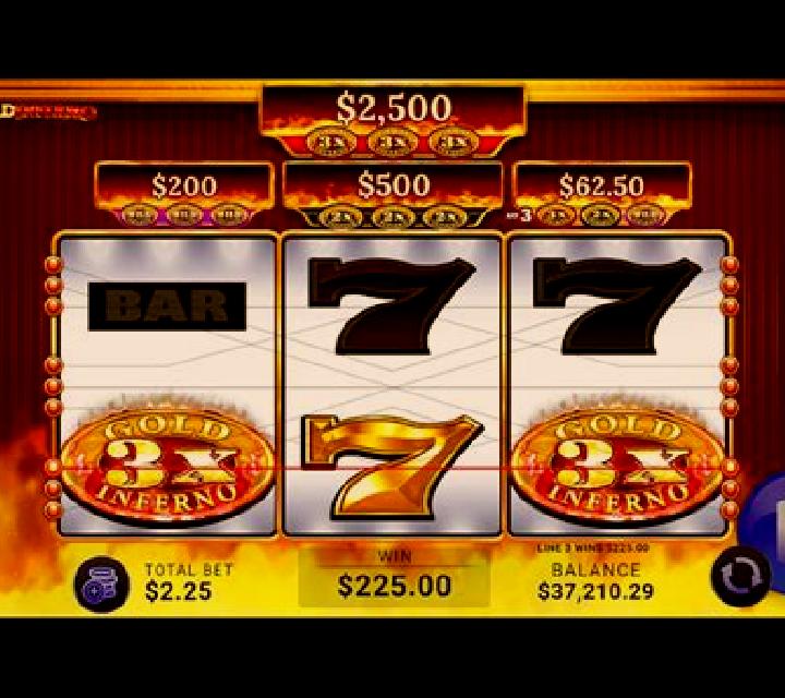 Regal Inferno slot game