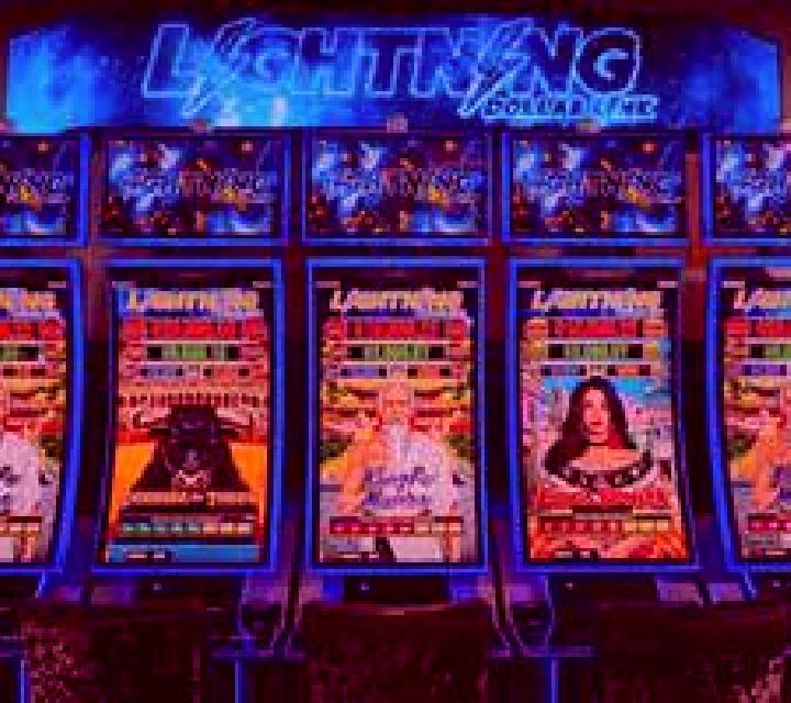 Regal Spins 10 Pate Link slot machine