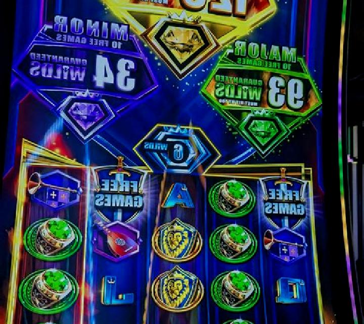 Regal Spins 40/6 slot game