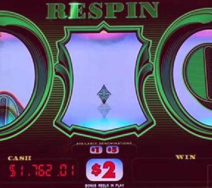 Respin Boom slot machine