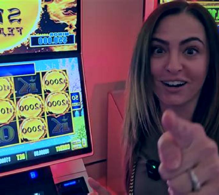 Respin Lady slot machine