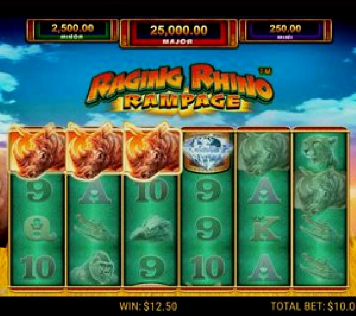 Rhino Rampage Lightning Spins online slot