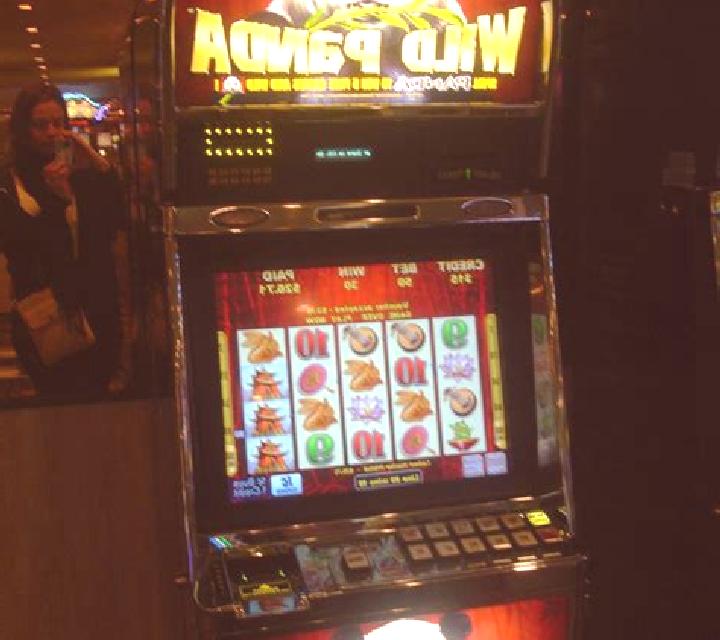 Richy Panda slot machine