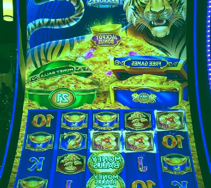 Rico Tiger slot machine