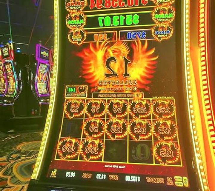 Rise of the Phoenix slot machine