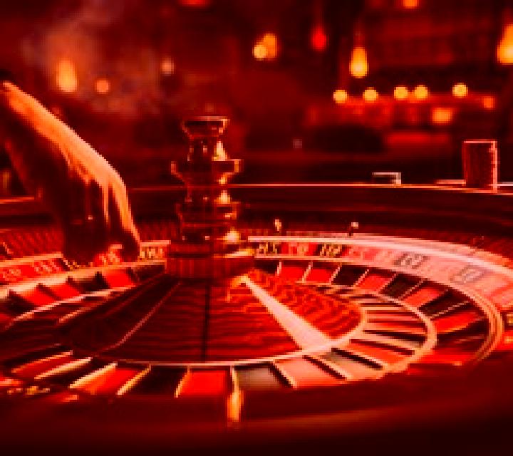 Roleta Grand Croupier Rebeca online slot