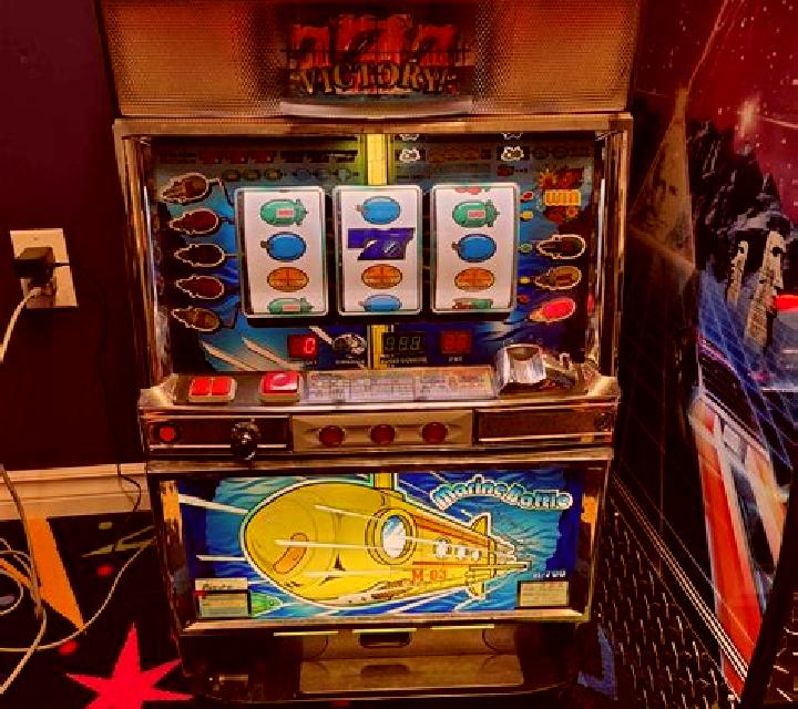 Rollin Hot 10: Classic Series slot machine