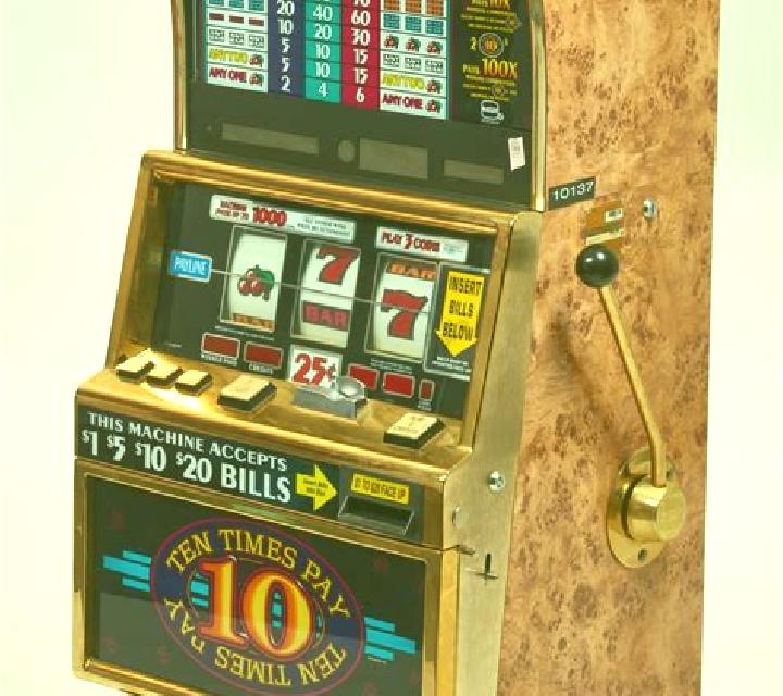 Rolling Hearts 10 slot machine