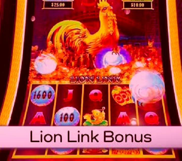Rooster Doubles slot game
