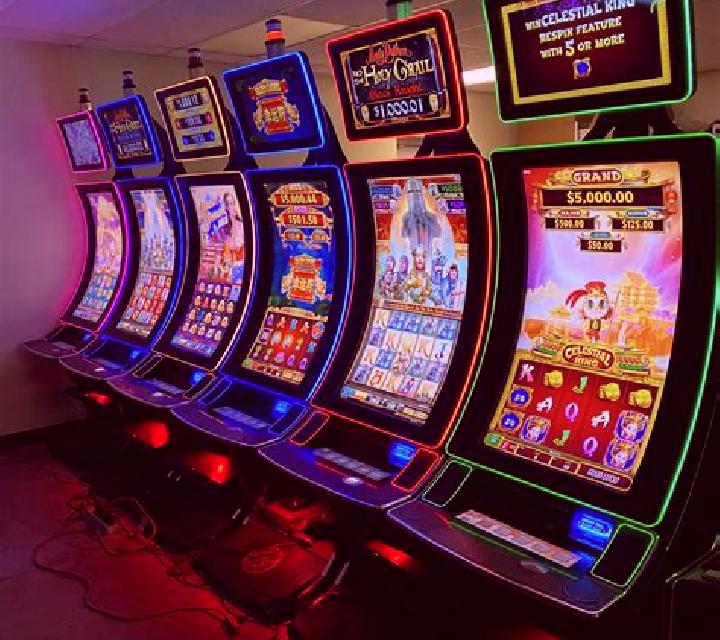 Roulette (CORE Gaming) slot machine
