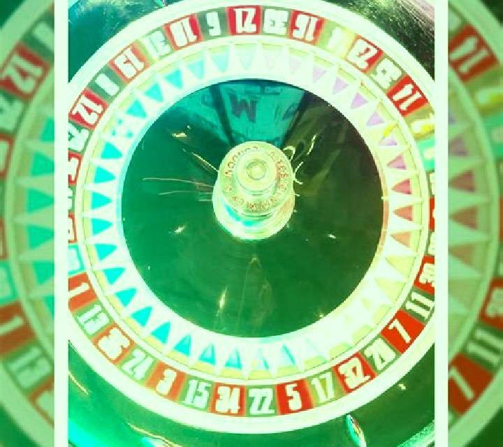 Roulette (Whale Originals) slot machine