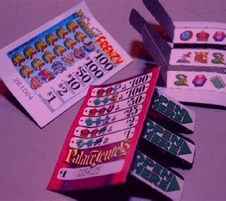Royal Rio Birds (Pull Tabs) slot game