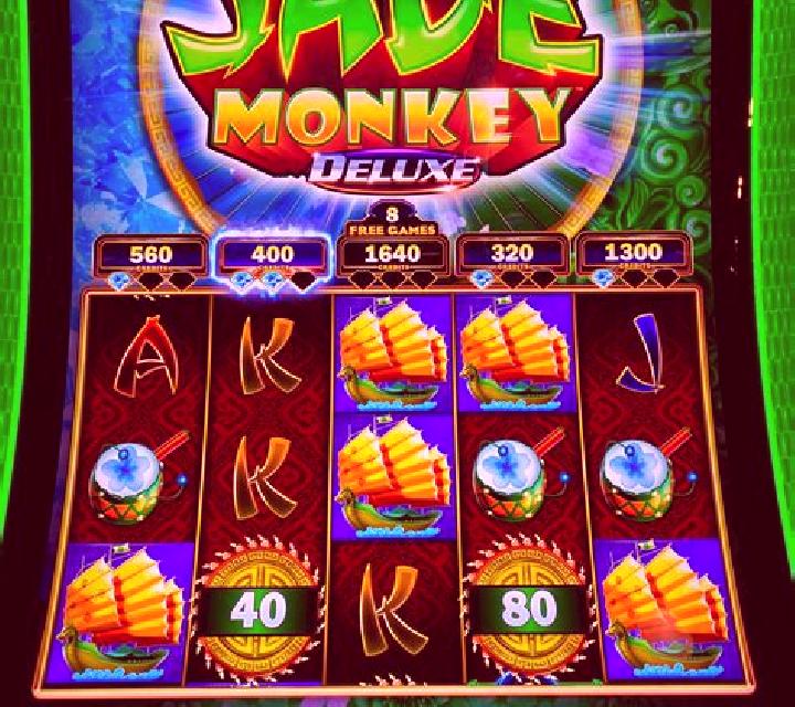 Ruby Jade slot machine