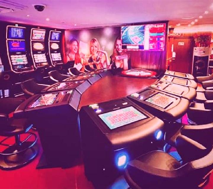 Ruleta Grand Croupier María Lapiedra slot