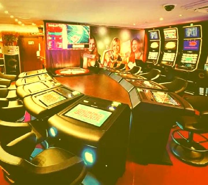 Ruleta Grand Croupier Sonia Monroy slot machine