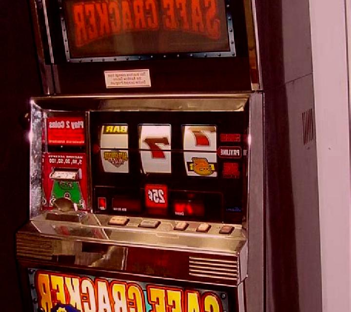 Safe Cracker (Gameiom) slot machine
