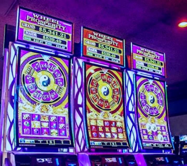 Salon Prive Roulette 1 slot machine