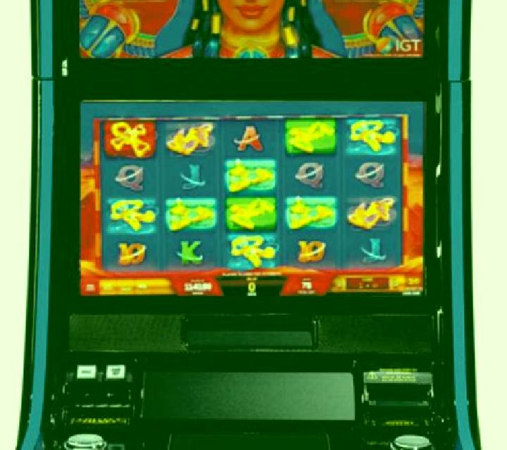 Scarab Riches 2 slot machine