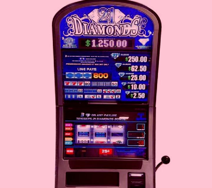 Scratch 4 Diamonds slot machine