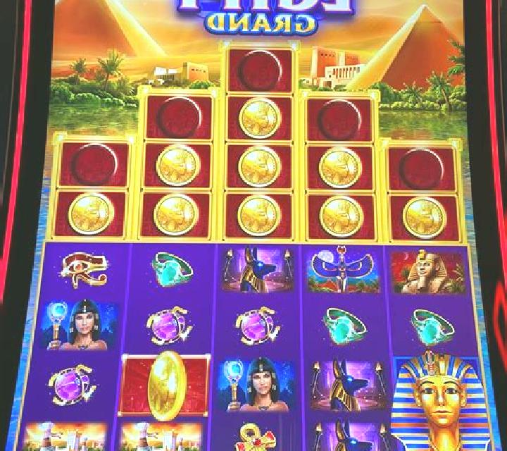 Scroll of Egypt slot machine