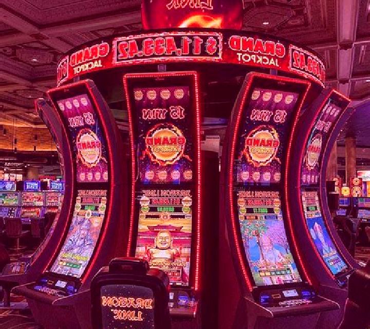 Sea Palace slot machine