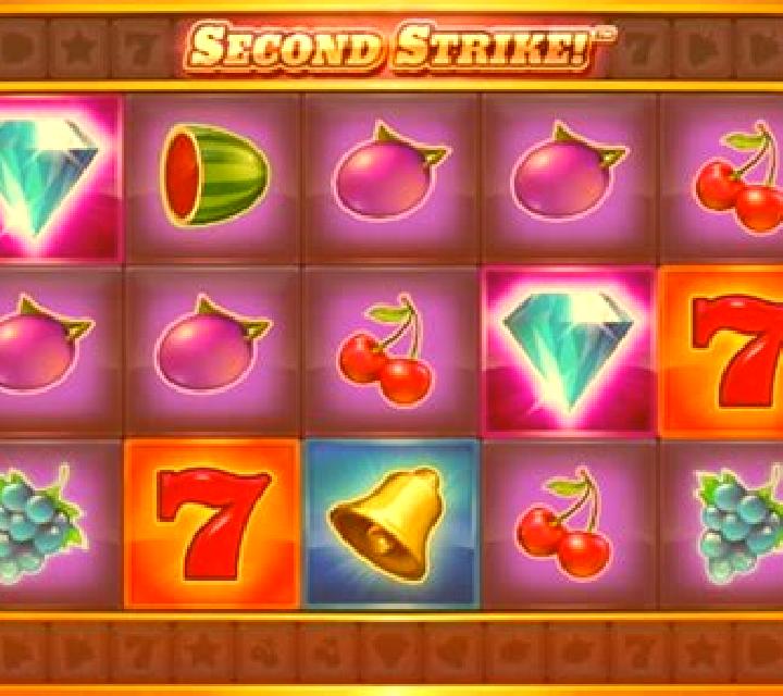 Second Strike slot game