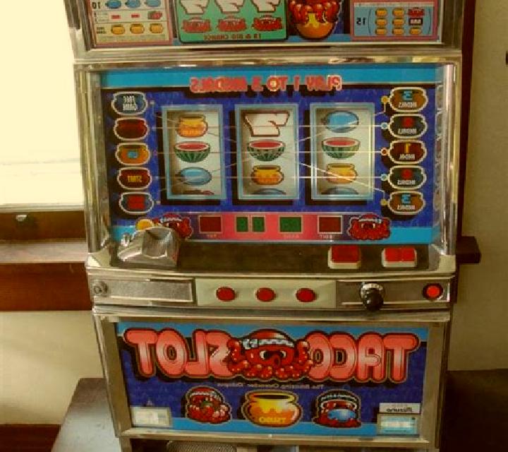Senor Taco slot machine