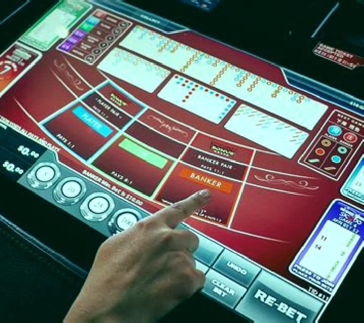 Seotda Baccarat slot game