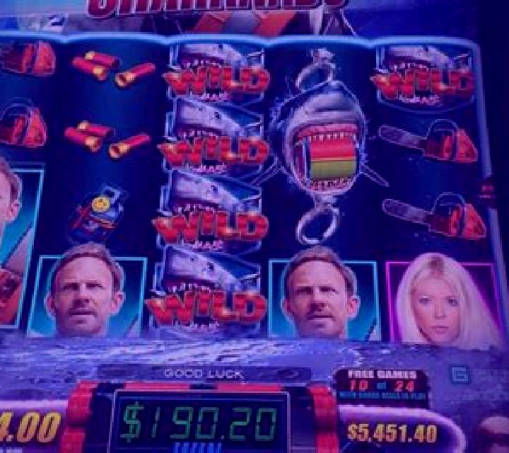 Sharknado slot