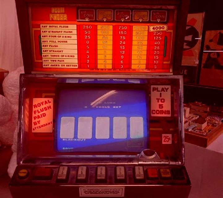 Sheriff Wild Hand Video Poker slot machine
