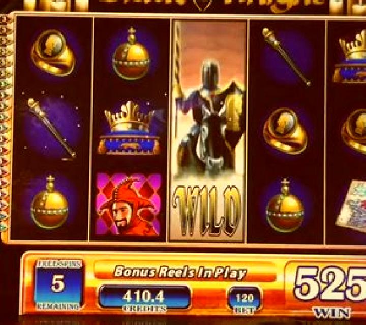 Shining Knight slot machine