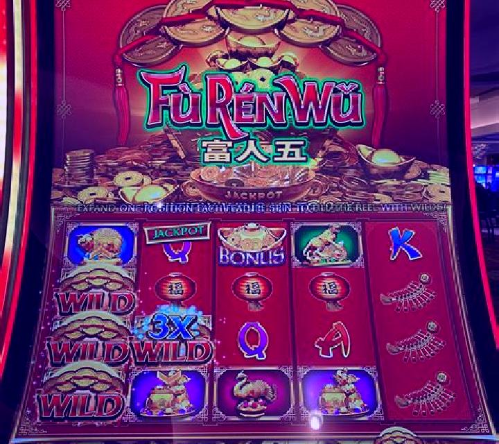 Shui Guo Cai Fu Wu Shi Jackpot slot game