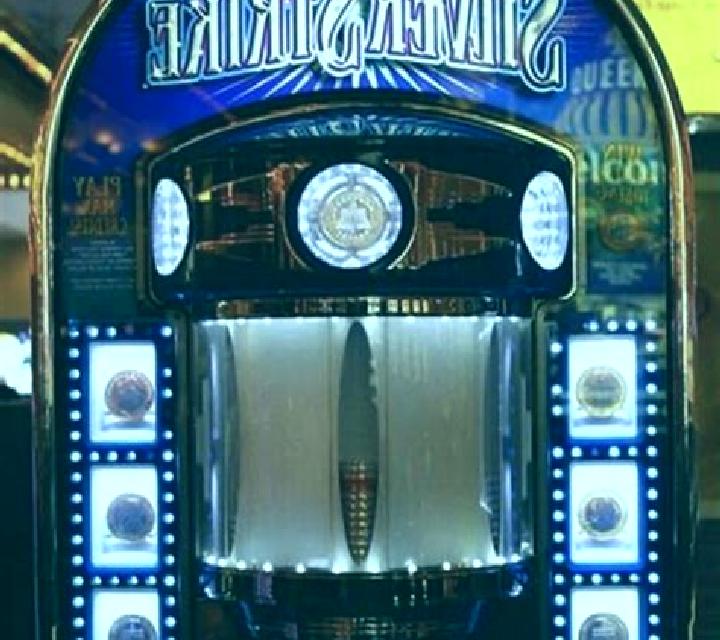 Side Strike slot machine