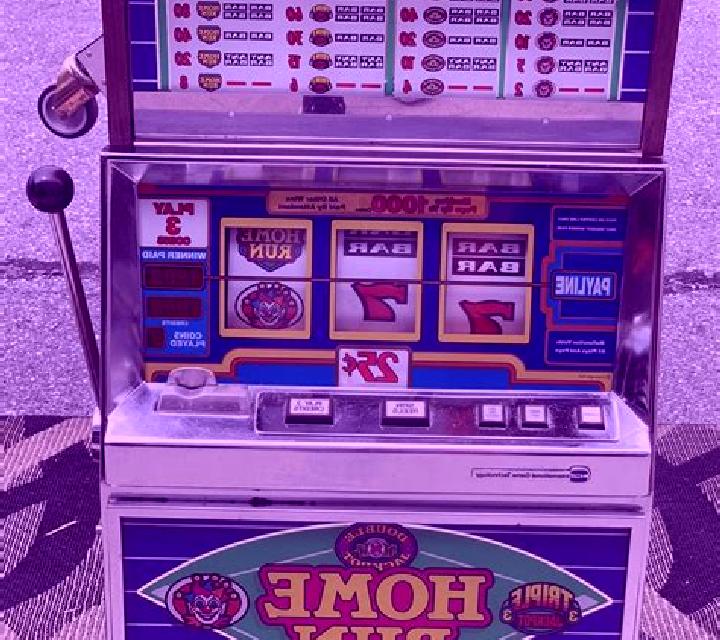Silver Lux: Coin Run slot machine