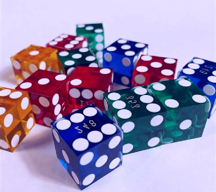 Simply Hot 20 Dice slot game