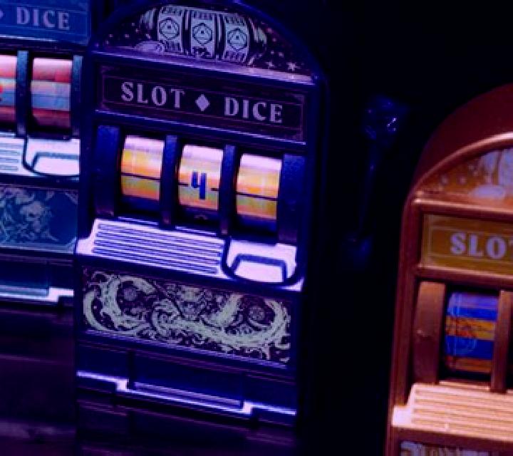 Simply Hot XL 100 Dice slot machine